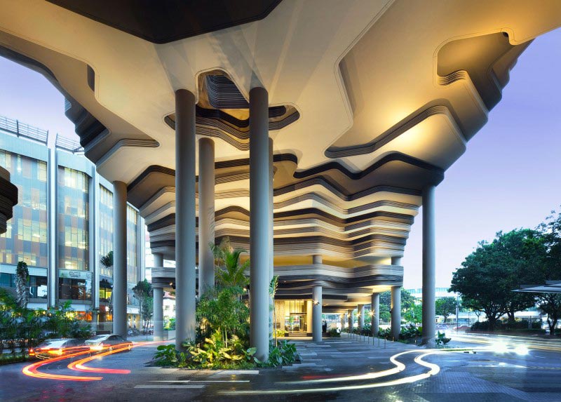 exterior view of the pillars and ceiling at the Parkroyal Singapore