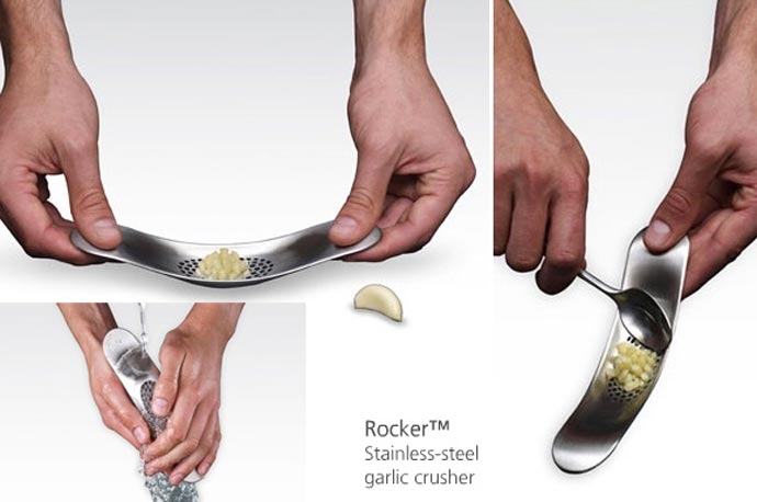 Steps for using the Joseph Joseph Rocking Garlic Crusher Stainless Steel