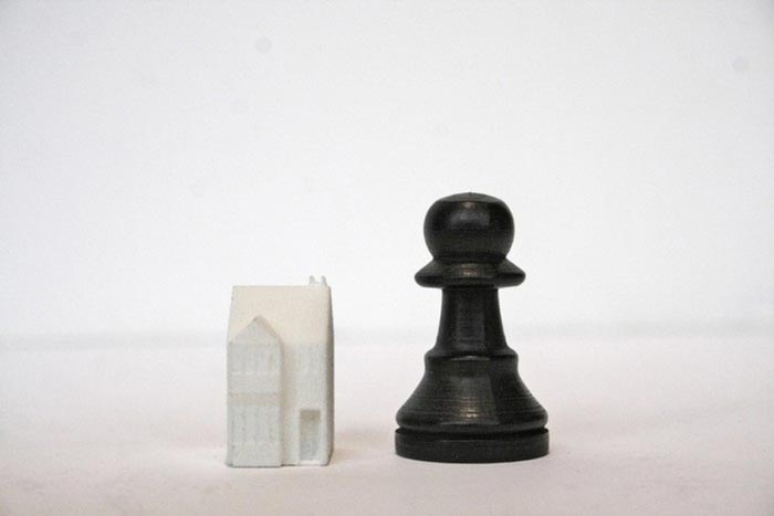 Skyline Chess Set piece and landmark