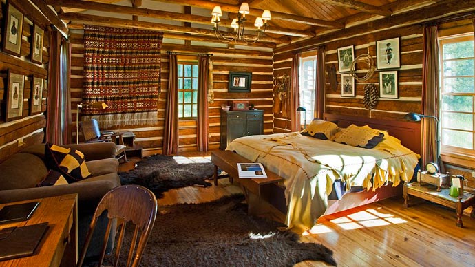 Interior design of a lodge at Dunton Resort in Colorado