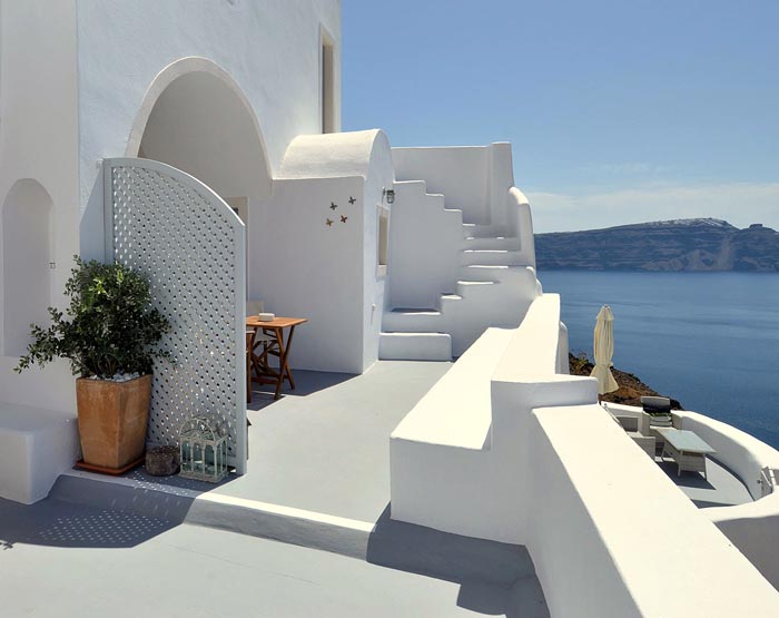 Architecture of Native Eco Villa in Santorini Greece