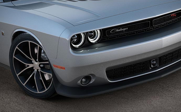 2015 Dodge Challenger front lights