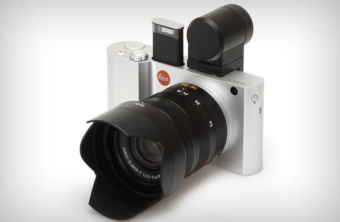 Leica T flash