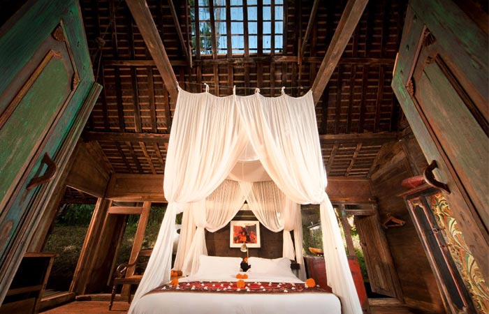 Room at Bambuh Indah