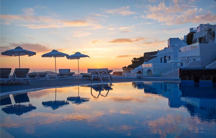 Pool at Angels and Stars in Santorini