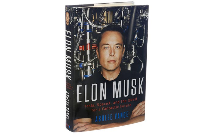Elon Musk: Tesla, SpaceX, and the Quest for a Fantastic Future cover