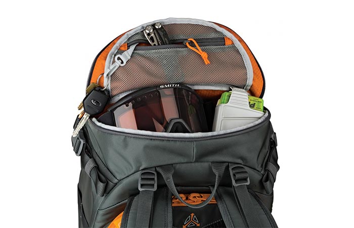 Lowepro Whistler Backpack convenience