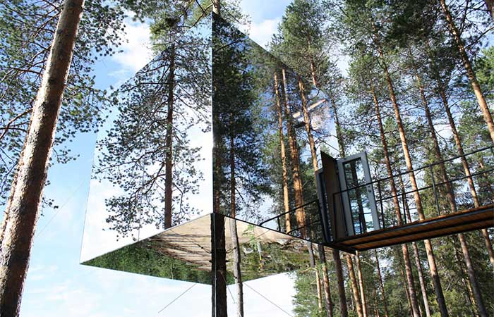 Reflective Tree Hotel