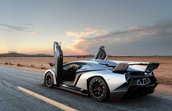 Lamborghini Veneno with open doors