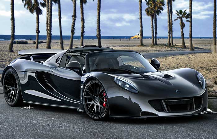 Hennessey Venom GT on the road