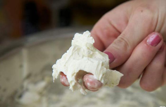 Making homemade shaving cream step 4