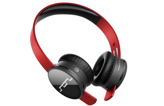 Red Sol Republic 1430-00 Tracks Air Wireless Headphones on a white background.