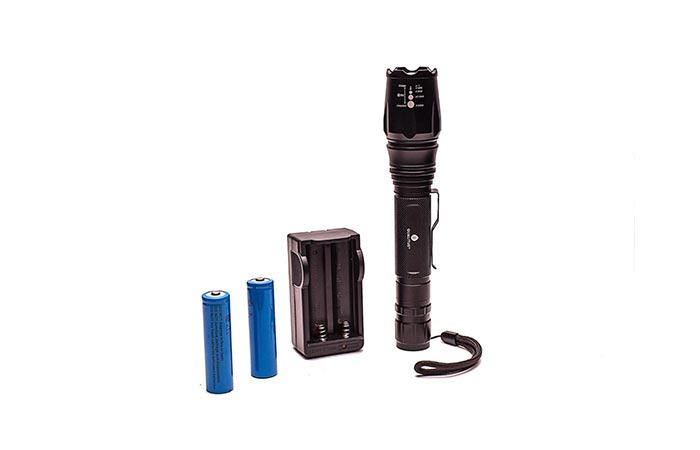 Qualitus flashlight with rechargeable batteries and charger