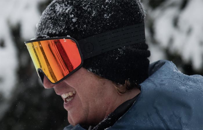 Man wearing Electrolite Snow Goggles 
