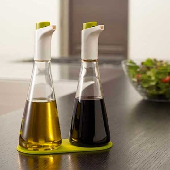 oil and vinegar dispenser creative design