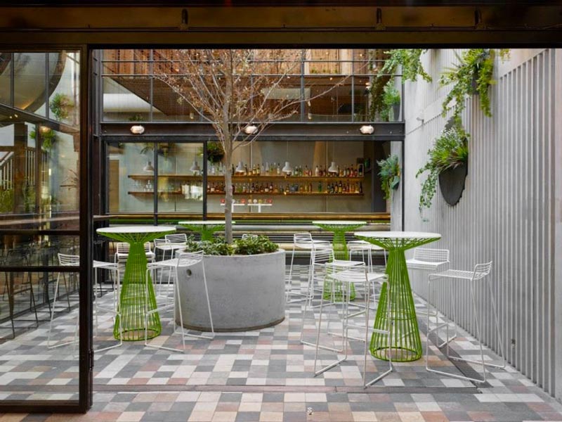 outdoor table and chairs at Prahran Hotel in Victoria