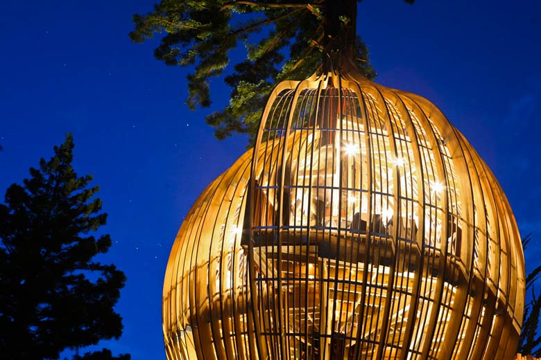 Architecture of The Yellow Treehouse Restaurant in Auckland,New Zealand by Pacific Environments Architects
