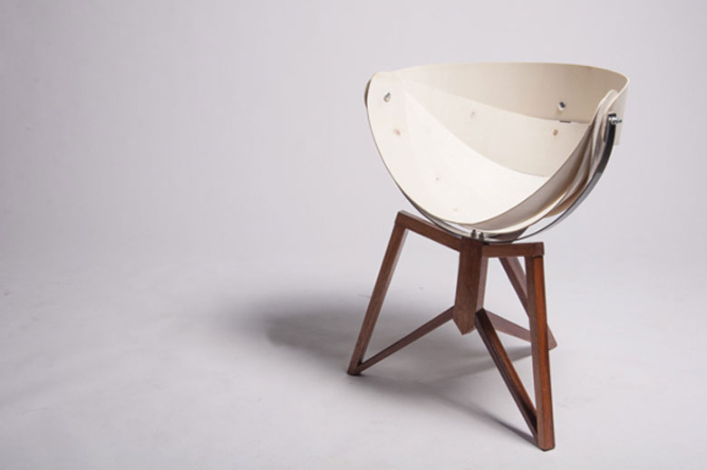 Globe Chair by Michiel van Gadeldonk