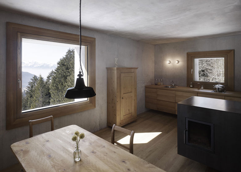Kitchen and dining table at the Mountain Cabin by Marte.Marte in Voralberg Austria