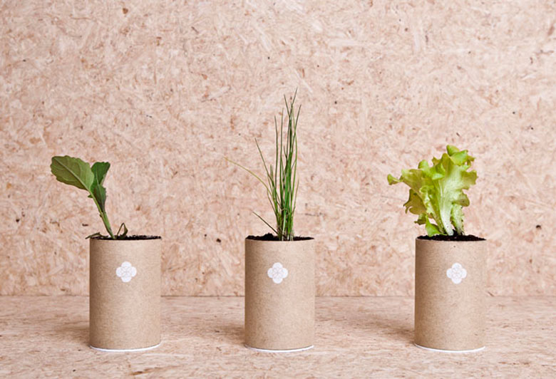 3 plant pots from the Urban Survival Pack by Ryan Romanes