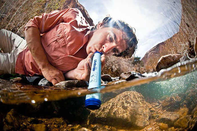 LIFESTRAW PORTABLE WATER FILTRATION SYSTEM