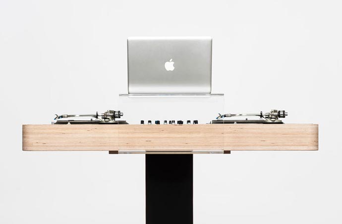Stereo T DJ Table BY Hoerboard 9