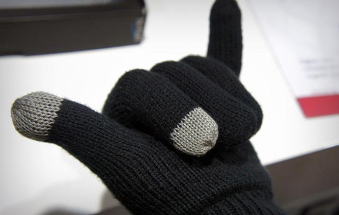Black Hi-Call Bluetooth Talking Glove