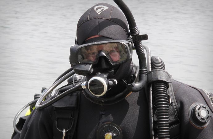 Professional scuba mask