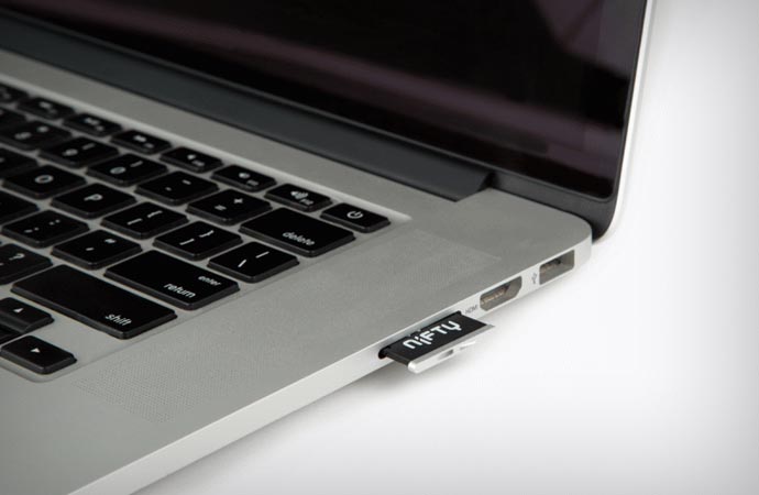 Nifty Minidrive storage for laptops
