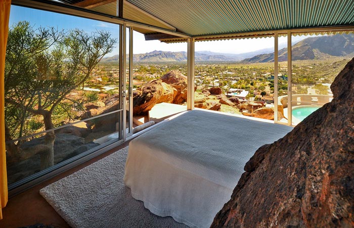 Bedroom with a view of Palm Springs at Albert Frey House II