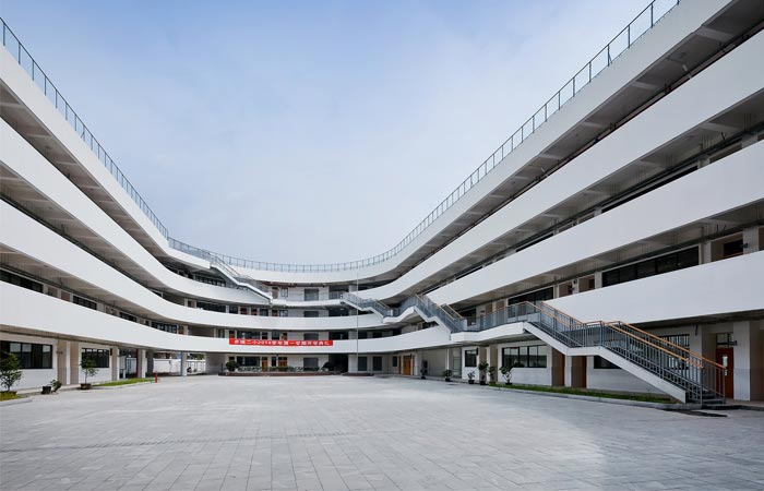 Tian Tai No.2 primary school by Lycs Architects