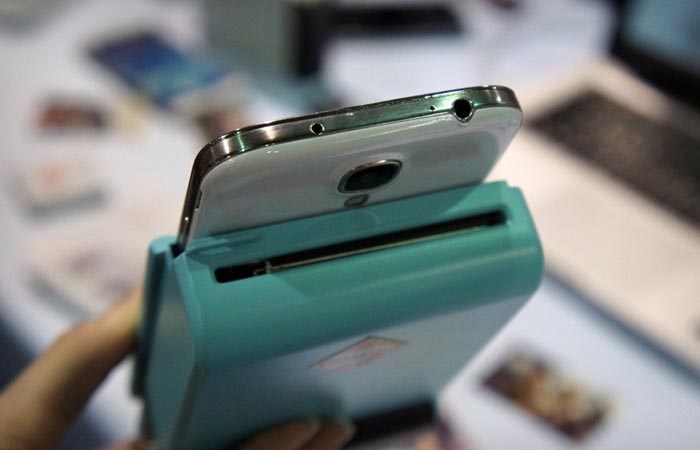 Prynt Instant camera and case for iphone and android