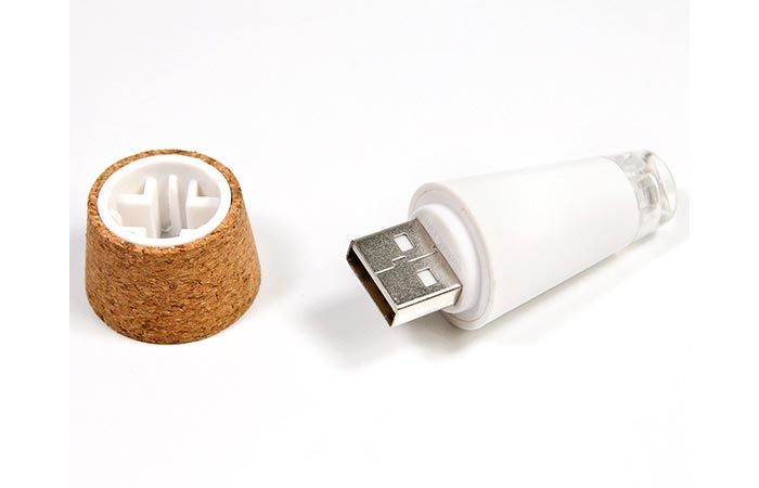 LED Bottle Light USB connector