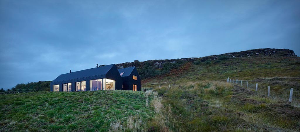 Skye Island house by Dualchas Architects