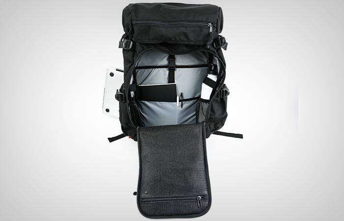 DSPTCH Ruckpack compartments