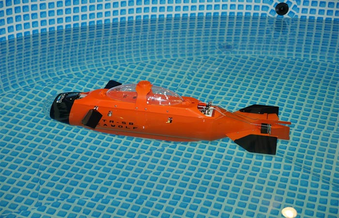 TTR-SB Seawolf in water