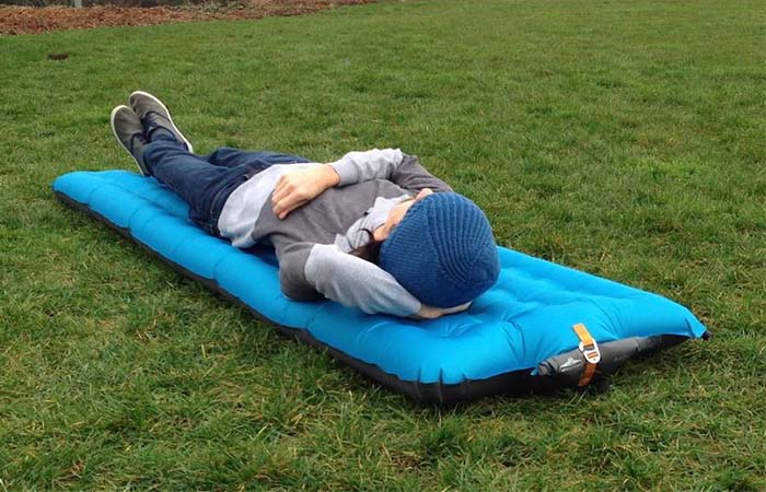 A guy on blue Windcatcher AirPad 2