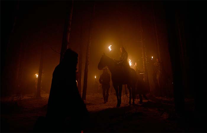 The Hugh Glass team in the forest during night