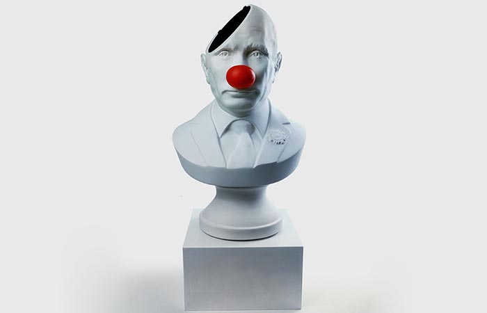 Sound of Power Putin with clown nose