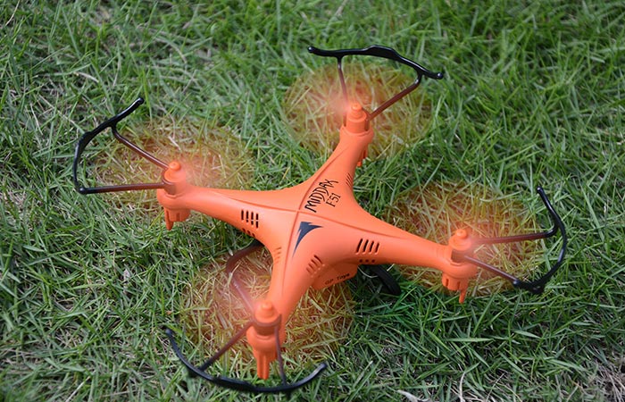 GPTOYS F51C RC Quadcopter on the ground standing on it's landing gear