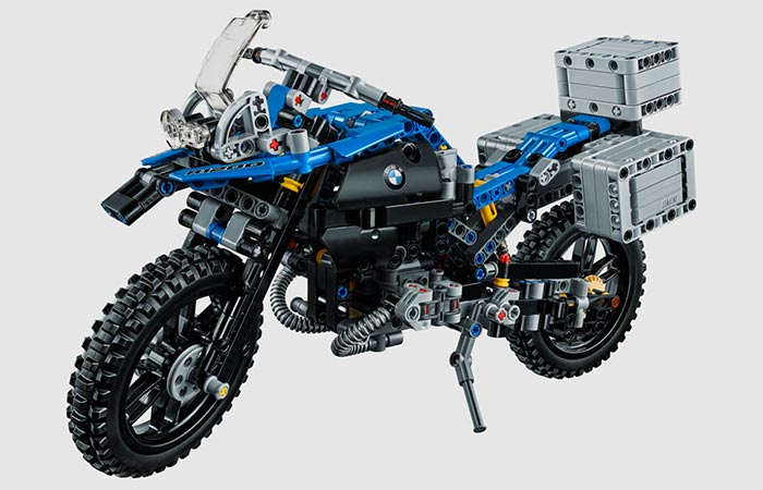 Lego BMW R 1200 GS front view