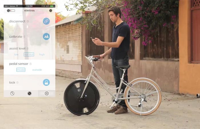 Man using the Electron Wheel app to select options