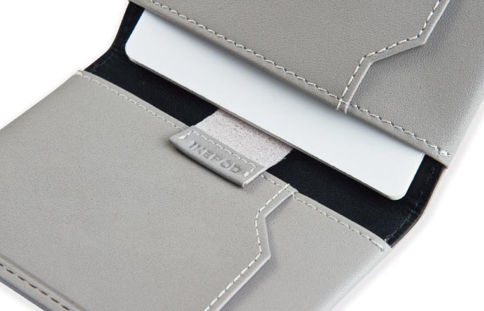 Ikepod Super Slim Men’s Leather Wallet open in grey