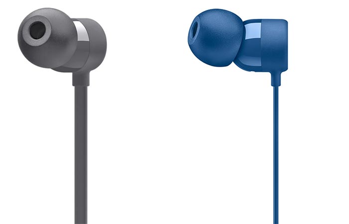 Two different views of the BeatsX Wireless Earphones eartips in grey and blue