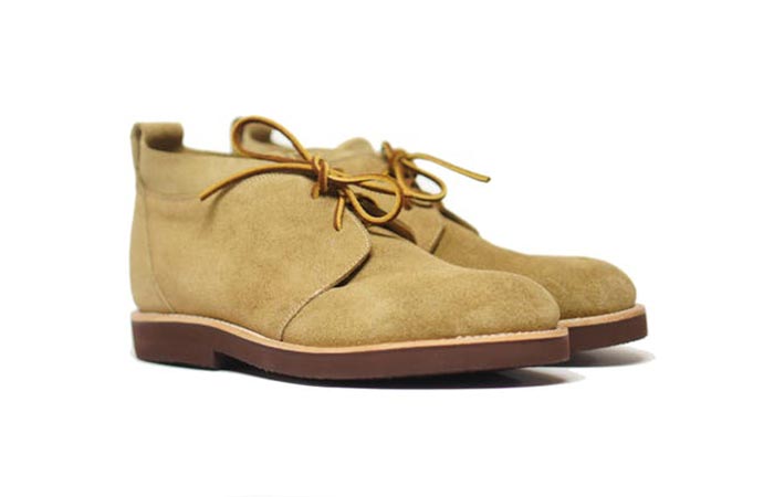 Unmarked Roll Top Desert Boot